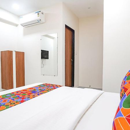 Fabhotel Vishala In Ahmedabad Esterno foto