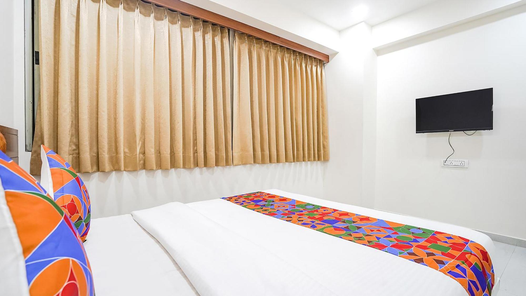 Fabhotel Vishala In Ahmedabad Esterno foto