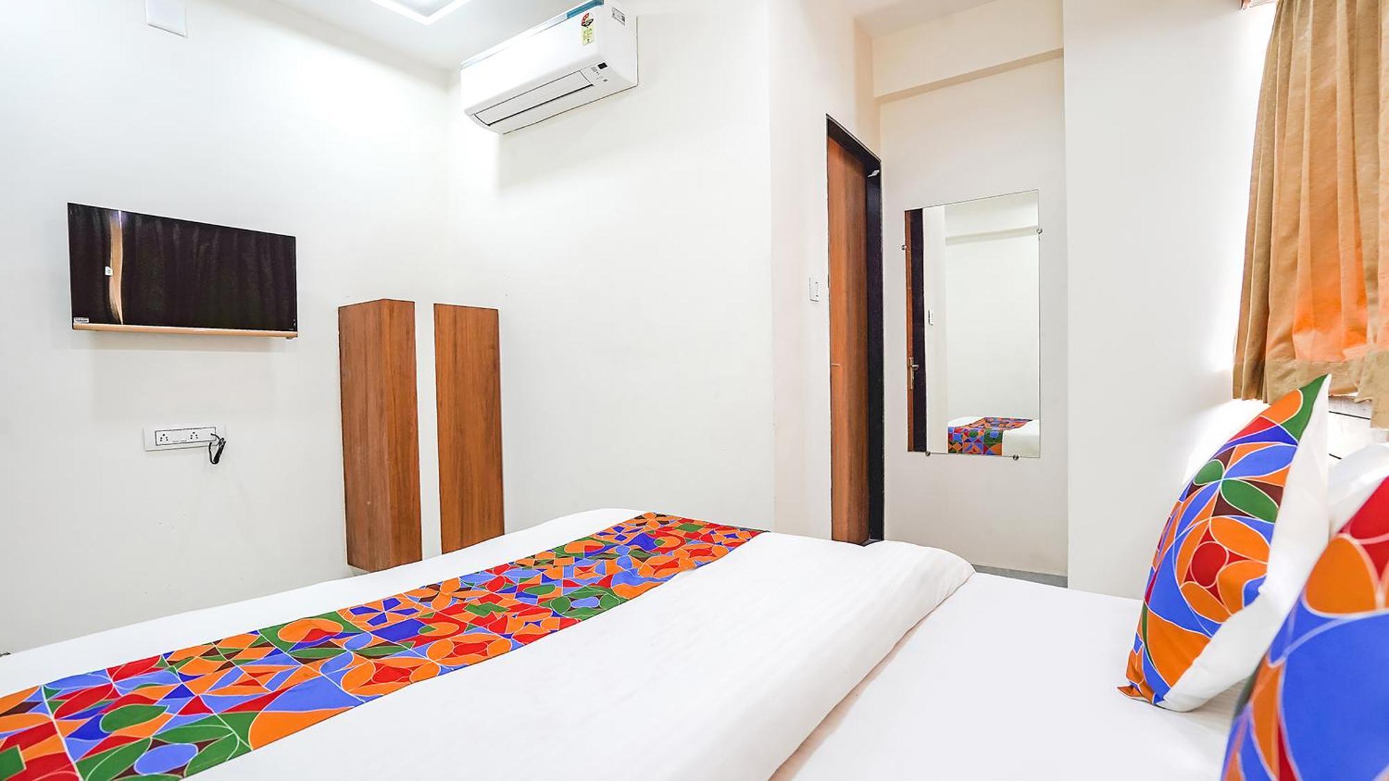 Fabhotel Vishala In Ahmedabad Esterno foto